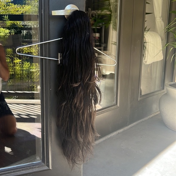 Clip on hair extensions long brown black beach waves bouncy curls or costume wig - Picture 10 of 12